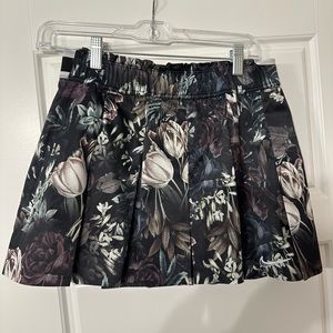 NWT - Nike tennis skirt - size small